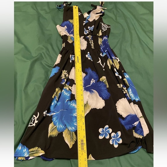 S&S Aloha Fashion Dress NWOT Medium Black Blue Stretchy Fabric - Picture 8 of 12